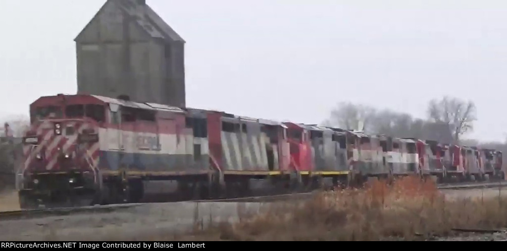 Line of stored Dash 8s 